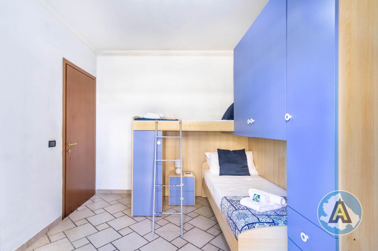 Luminoso A Due Passi Dal Mare 51A Apartment Montesilvano Marina Exterior foto